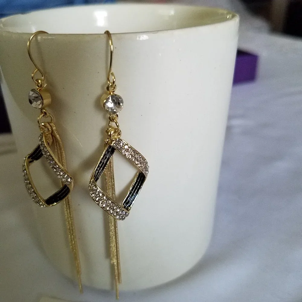 Black & Rhinestone Twist Earrings - NWOT - Picture 2 of 3